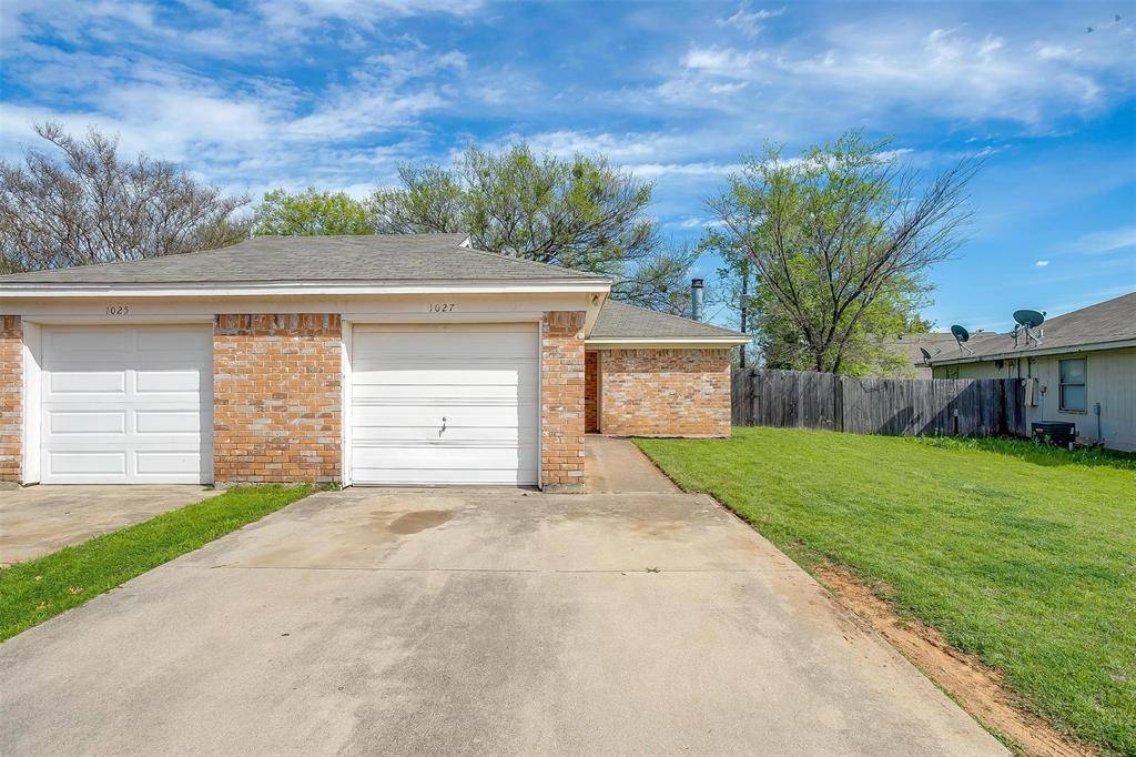 1025 Irene Street, Burleson, TX 76028