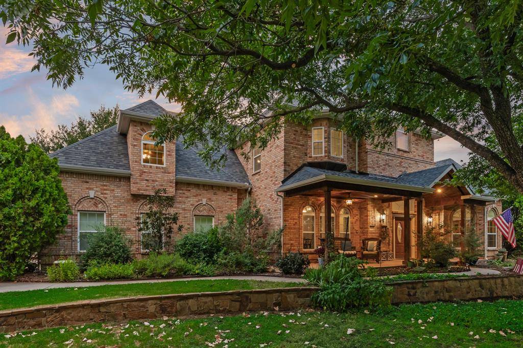 810 Cross Timbers Drive, Double Oak, TX 75077