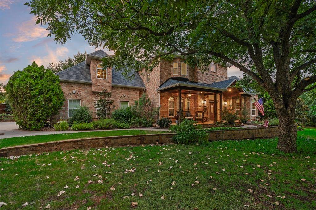810 Cross Timbers Drive, Double Oak, TX 75077