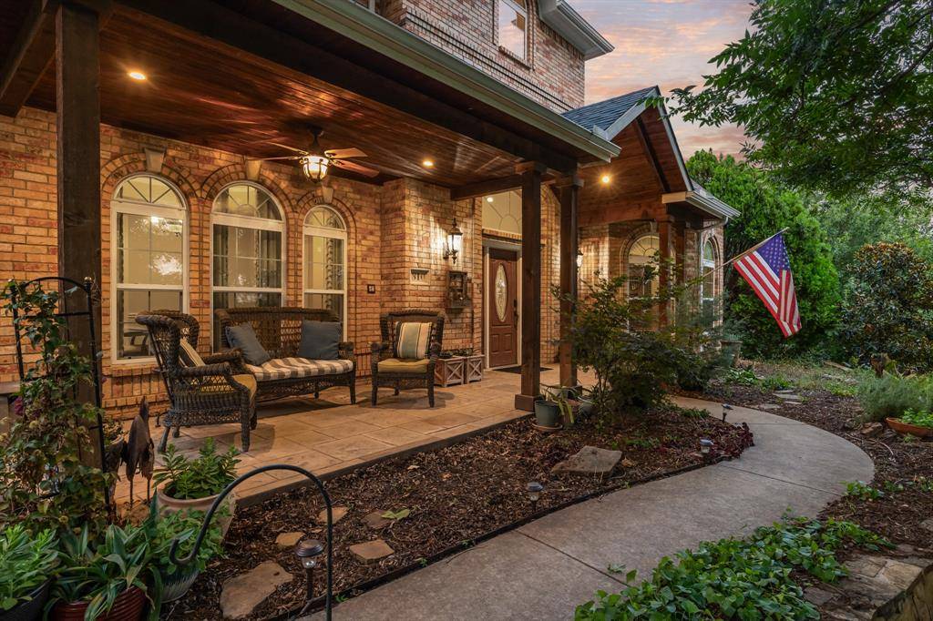810 Cross Timbers Drive, Double Oak, TX 75077