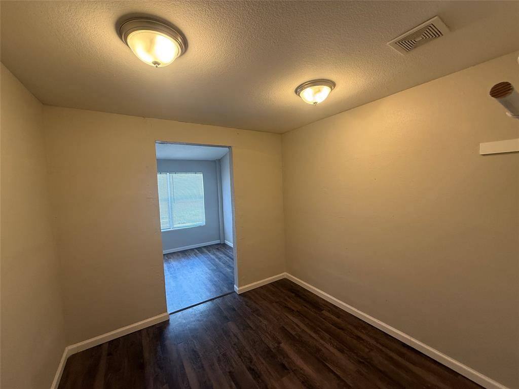 416 Heritage Drive, Crowley, TX 76036