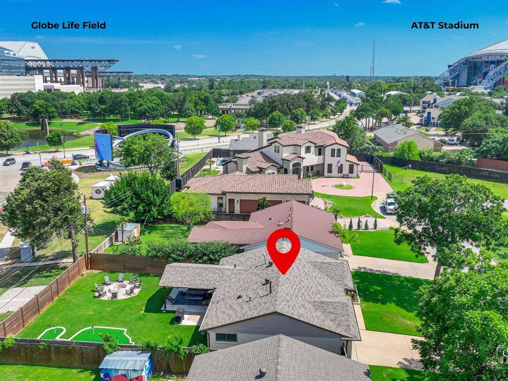 1305 Willowbrook Street, Arlington, TX 76011