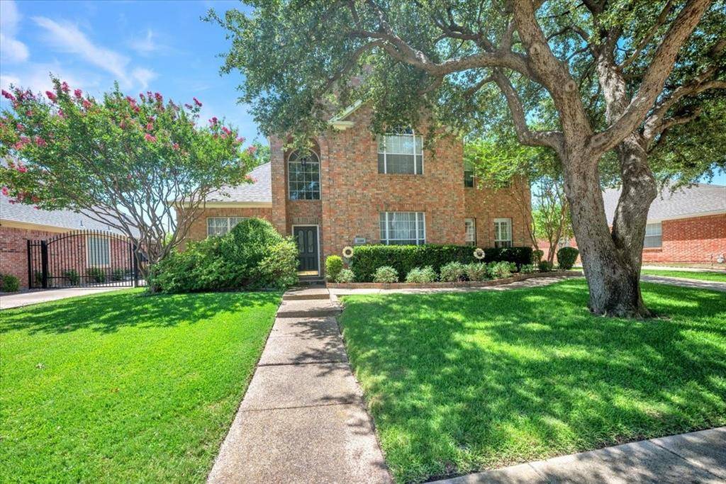1300 Yellowstone Lane, Carrollton, TX 75006