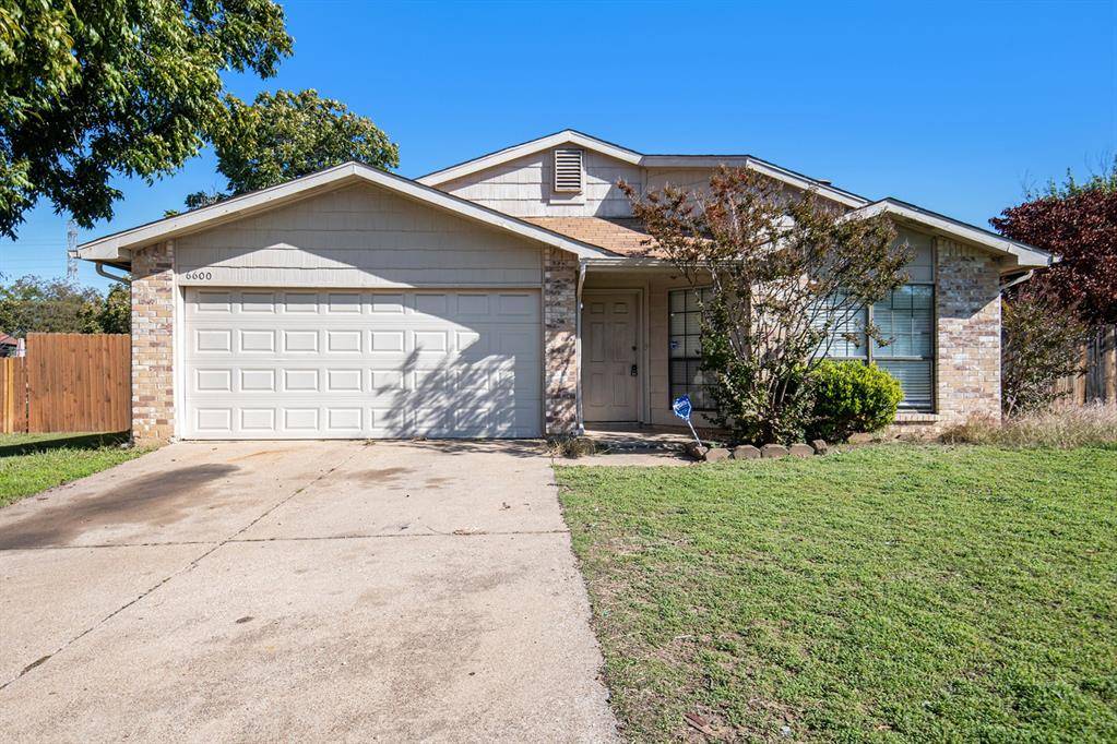 6600 Brookhaven Court, Fort Worth, TX 76133