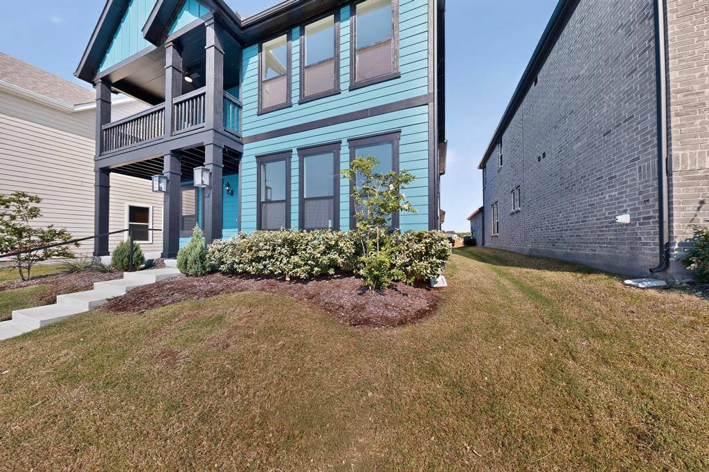 2208 Fairwater Mews, Rowlett, TX 75088