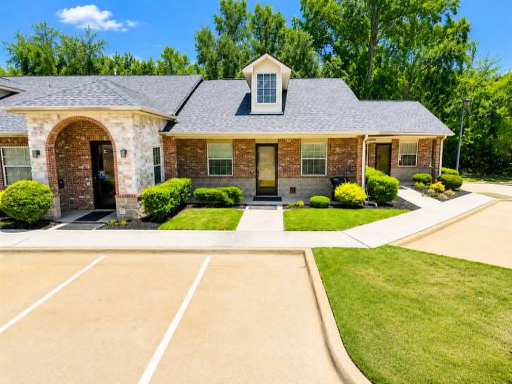 2612 Long Prairie Road #D, Flower Mound, TX 75022