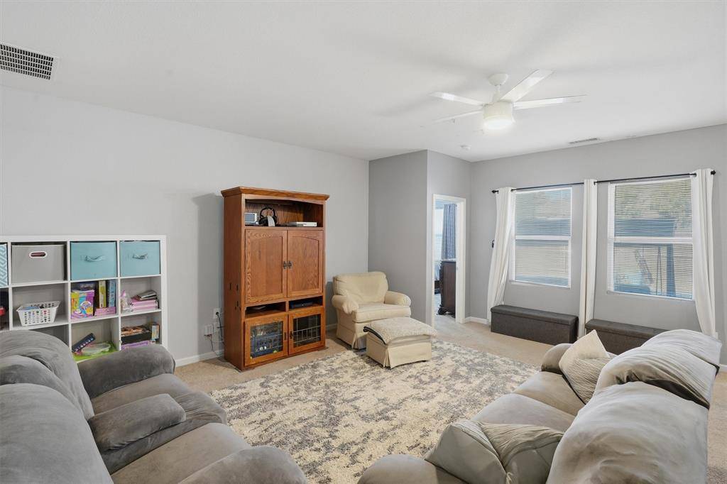 540 S Heights Drive, Crowley, TX 76036