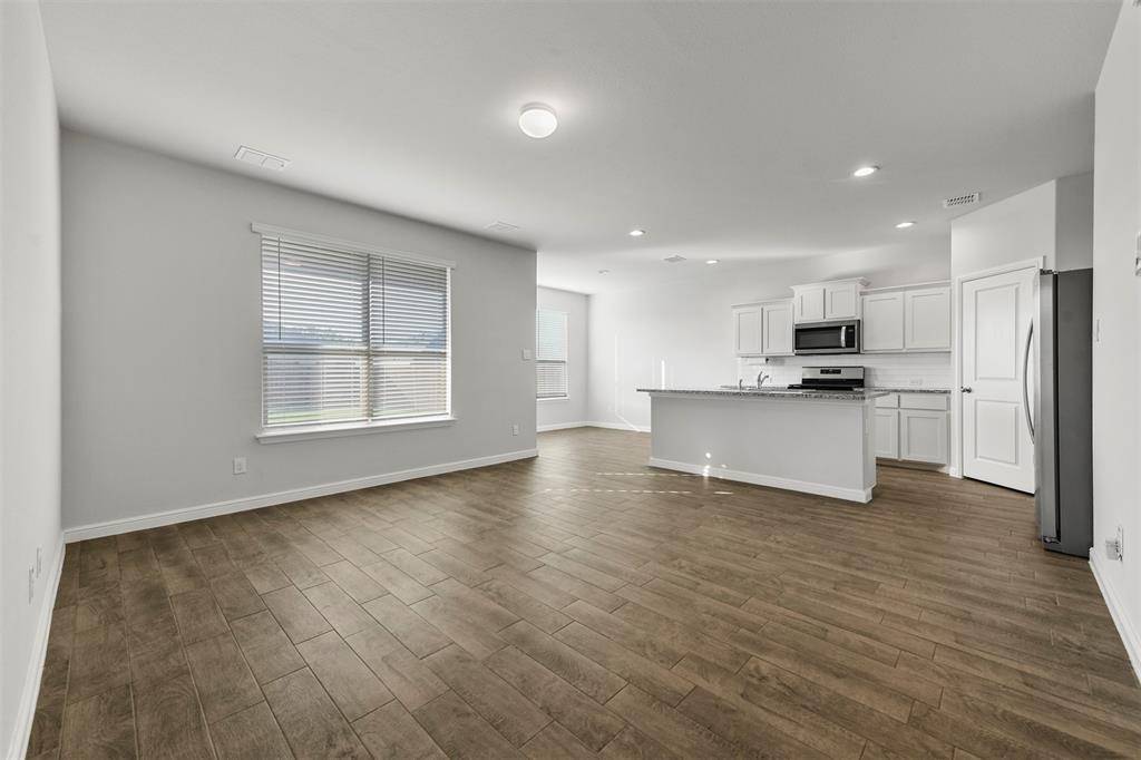131 Orchard Pines Place, Boyd, TX 76023