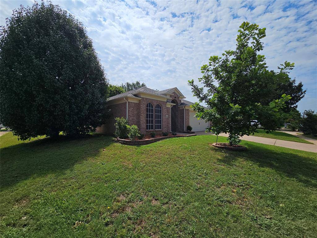 1128 Marshall Drive, Euless, TX 76039