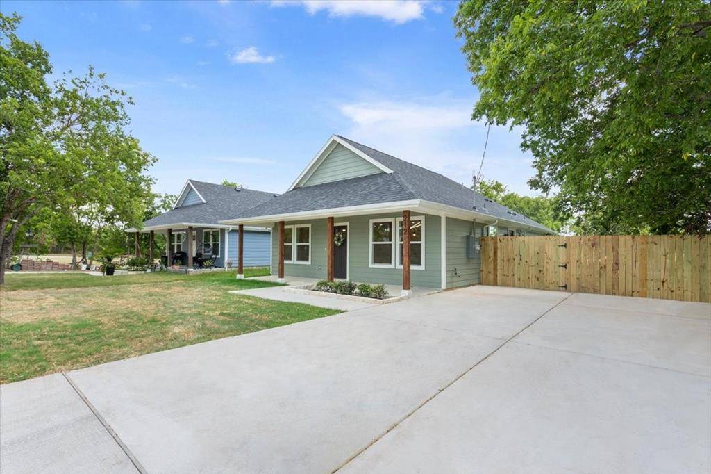 212 W Madison Street, Hillsboro, TX 76645