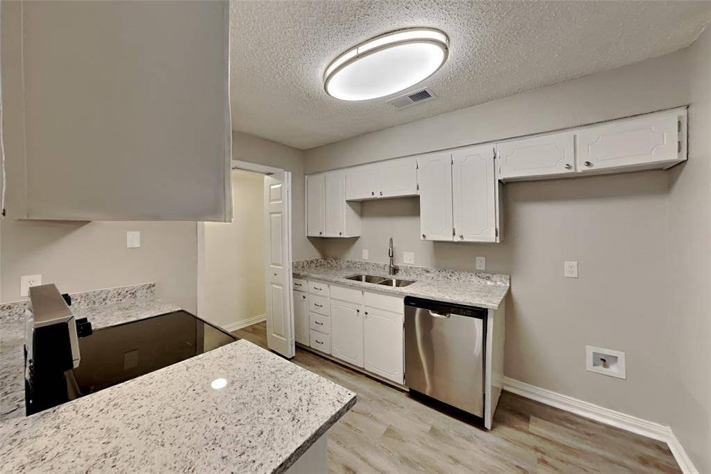5905 Nanci Drive, Watauga, TX 76148
