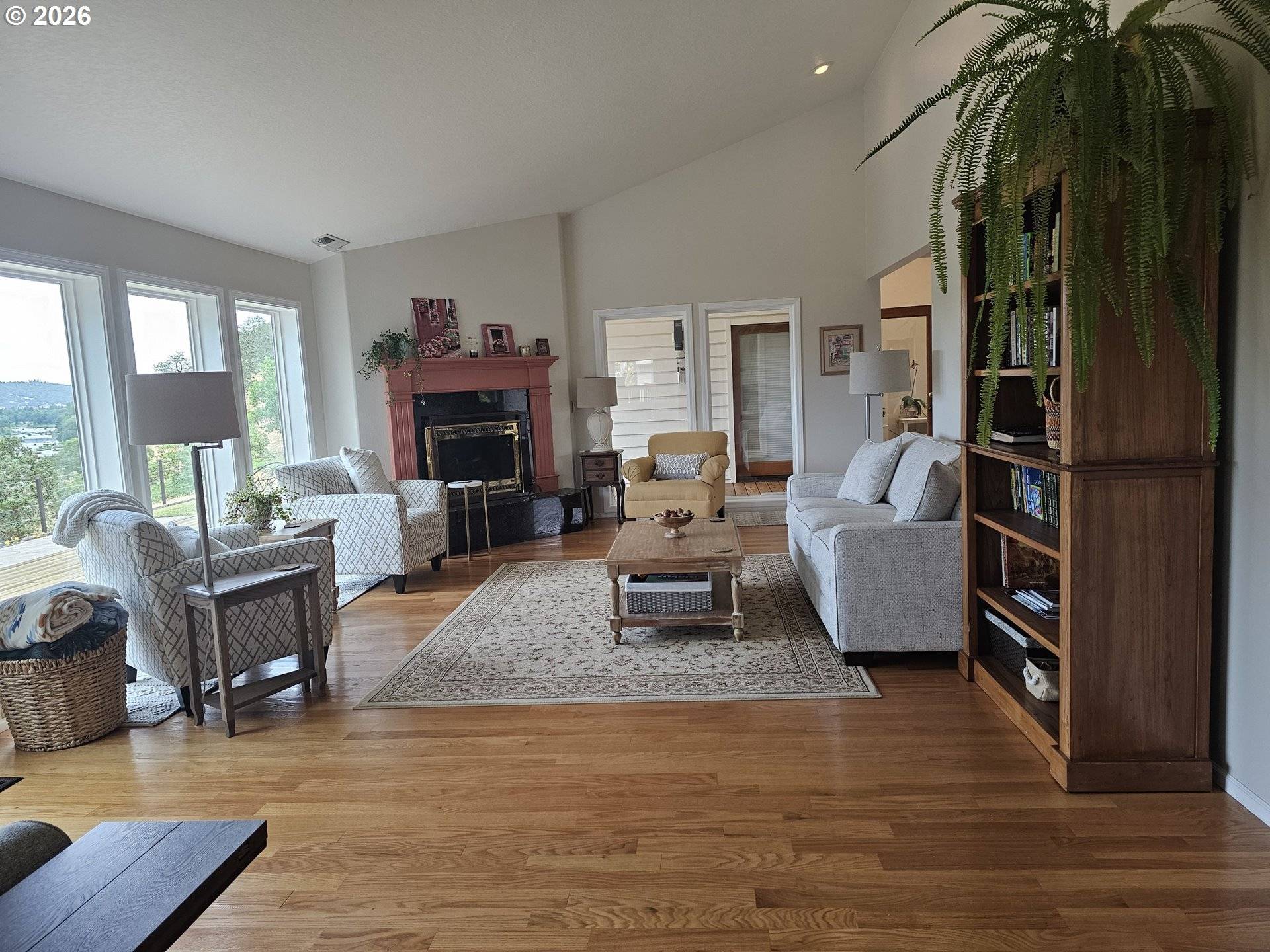 365 BIRDIE LN, Roseburg, OR 97471