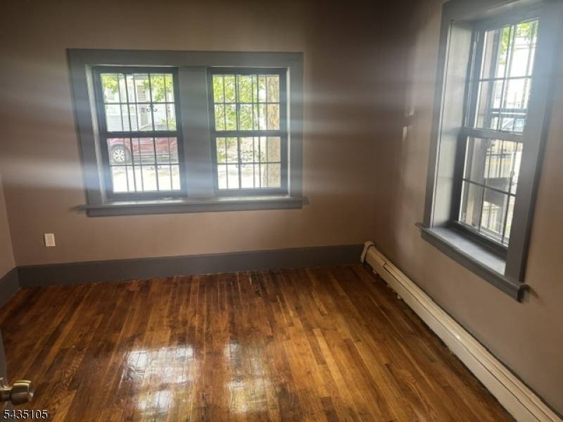 50 Stuyvesant Ave, Newark City, NJ 07106