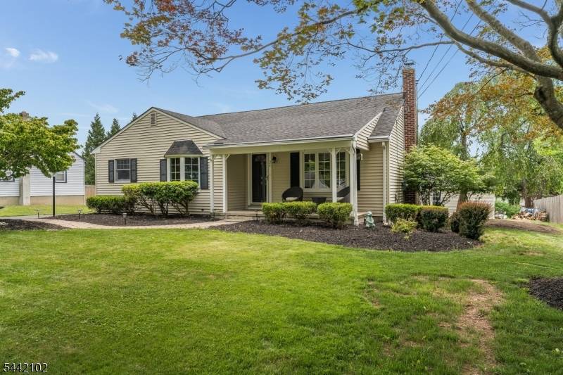 244 Hillcrest Dr, Milford Boro, NJ 08848