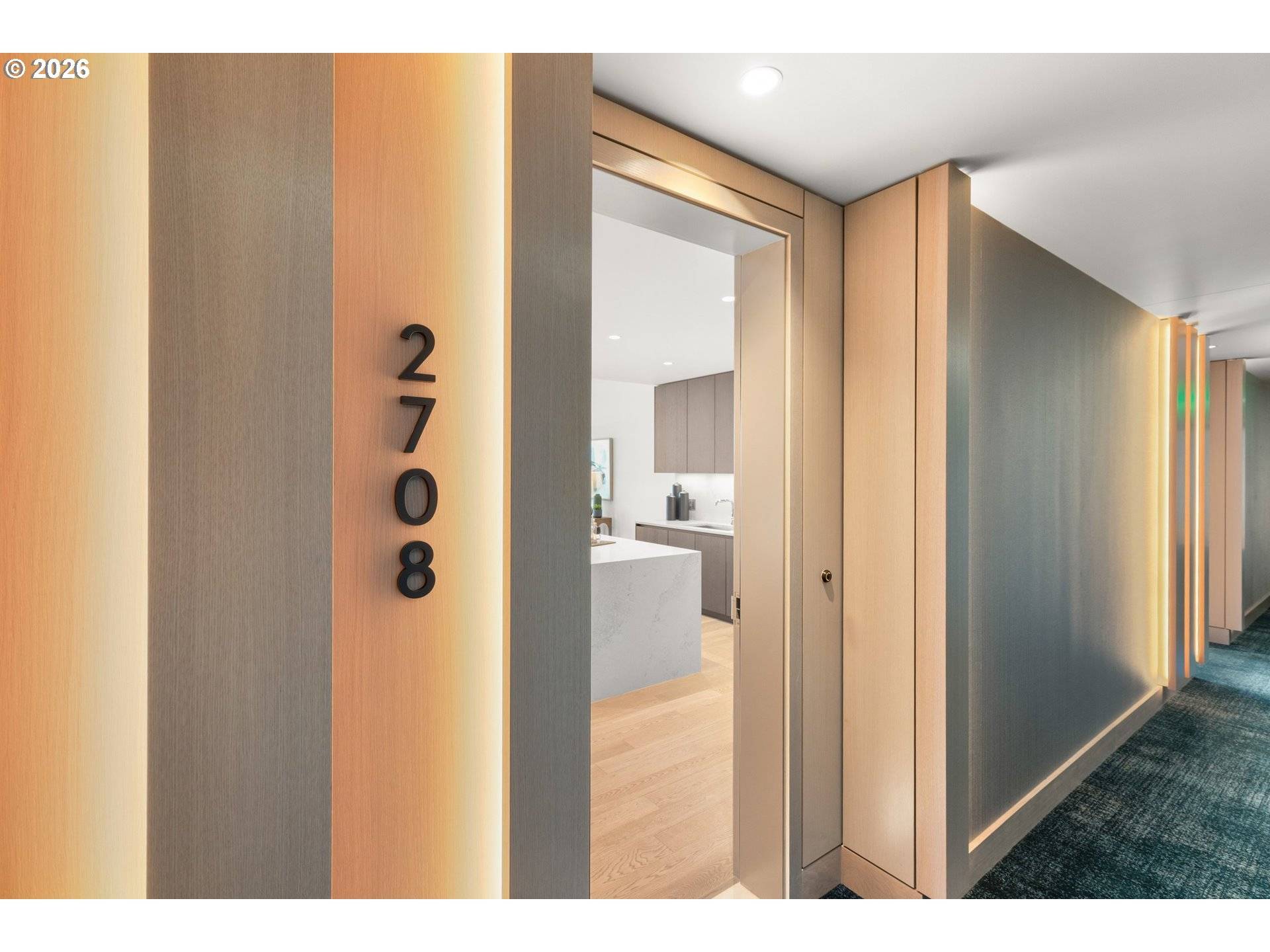 550 SW 10TH AVE #2308, Portland, OR 97205