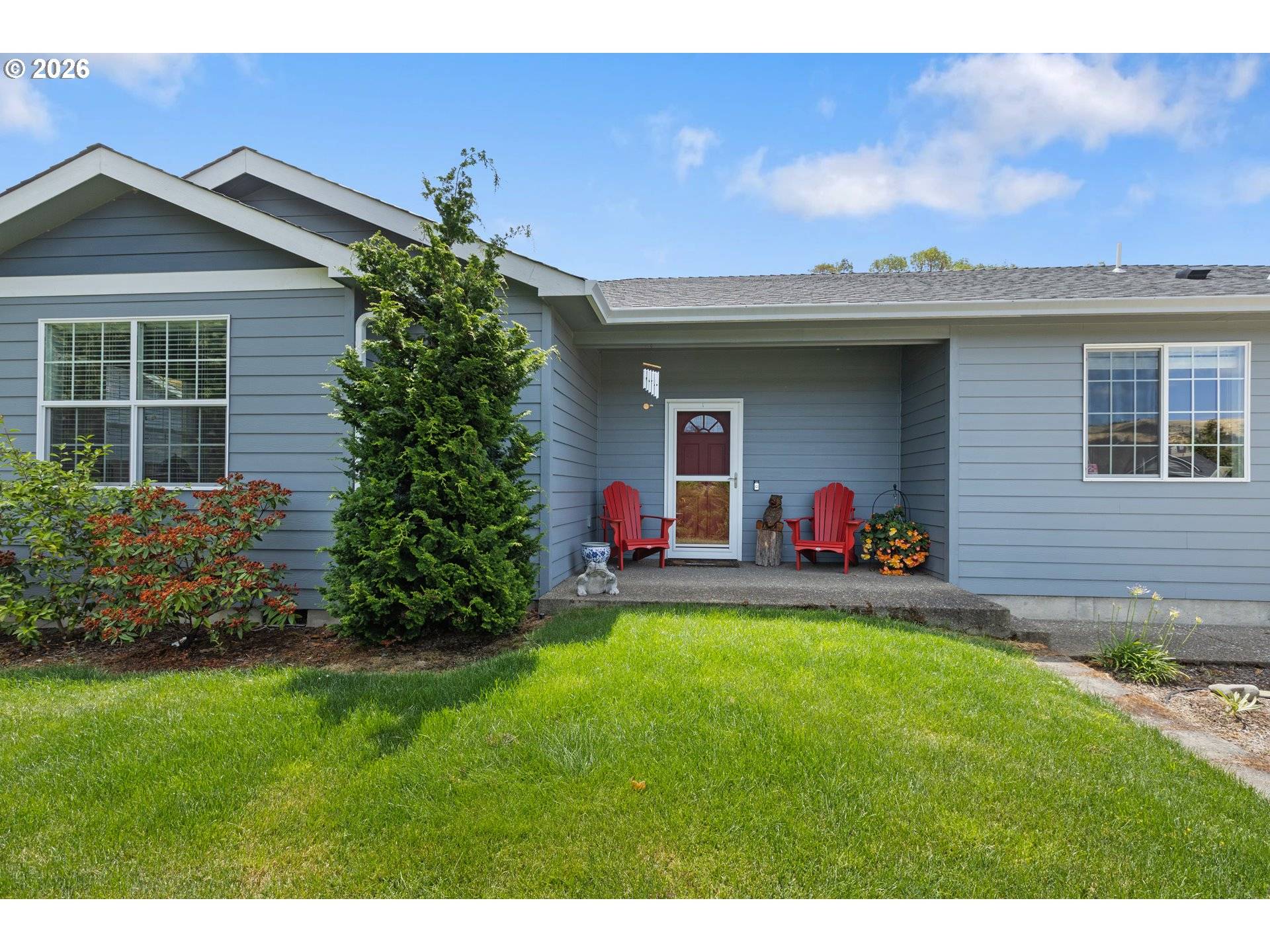 200 RAINBOW RIDGE AVE, Roseburg, OR 97471