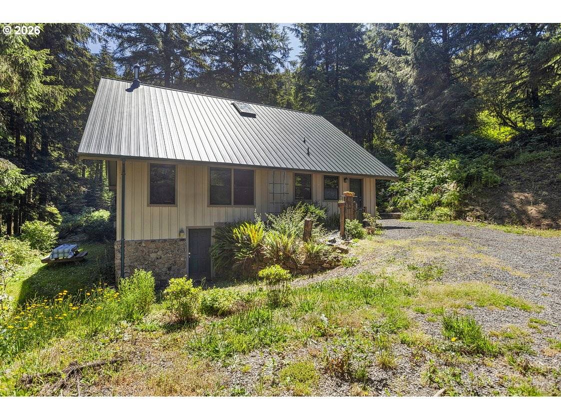 482 S MILLPORT SLOUGH RD, Lincoln City, OR 97367