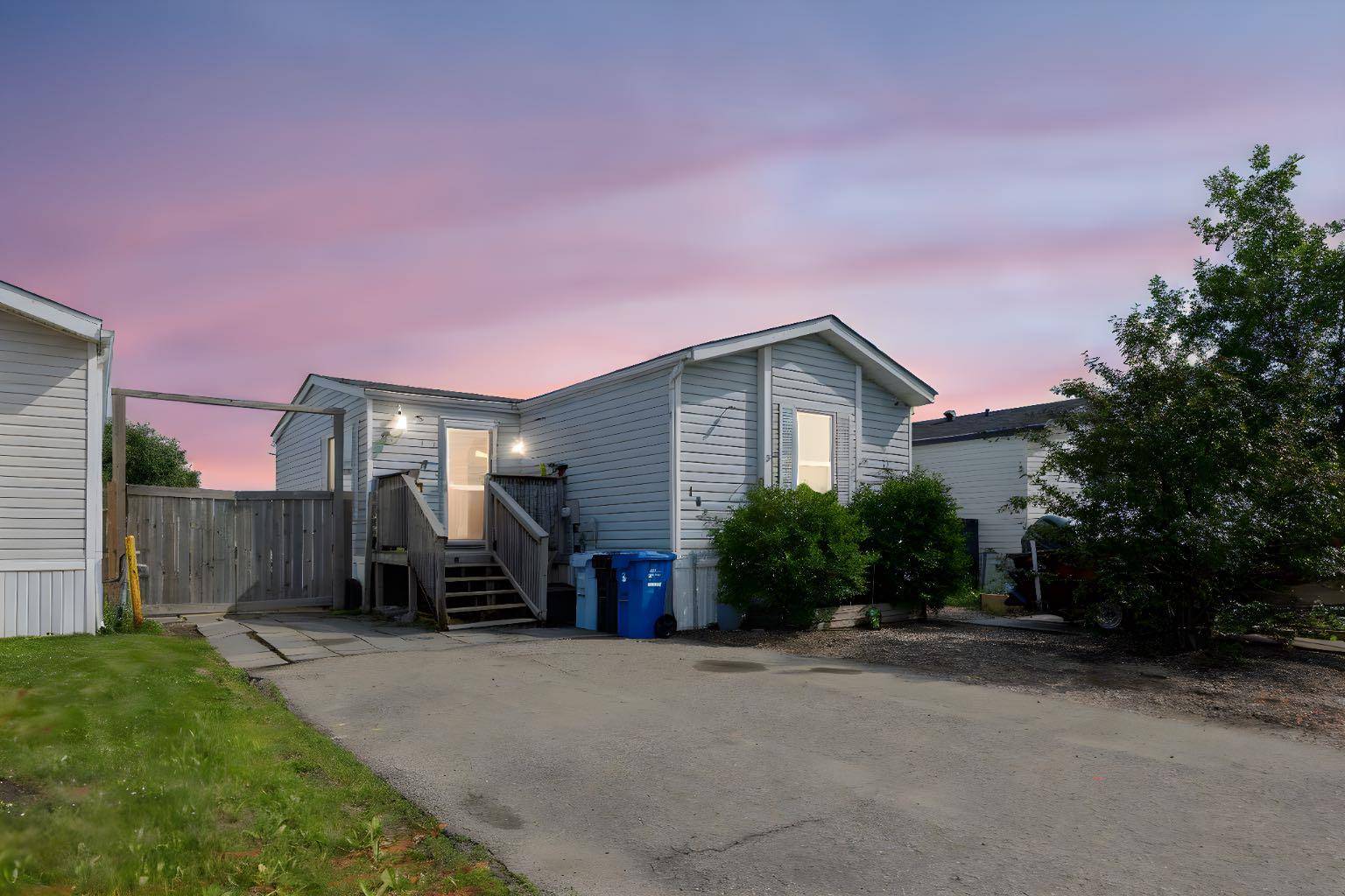 163 Cree LN, Fort Mcmurray, AB T9L1Y5