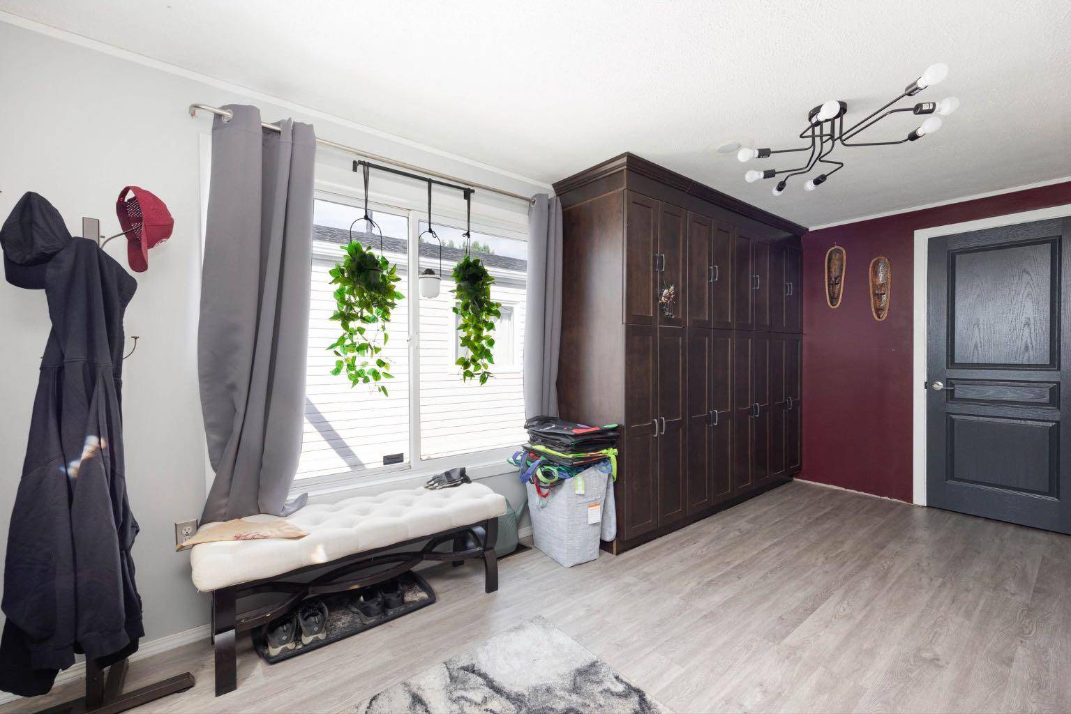163 Cree LN, Fort Mcmurray, AB T9L1Y5