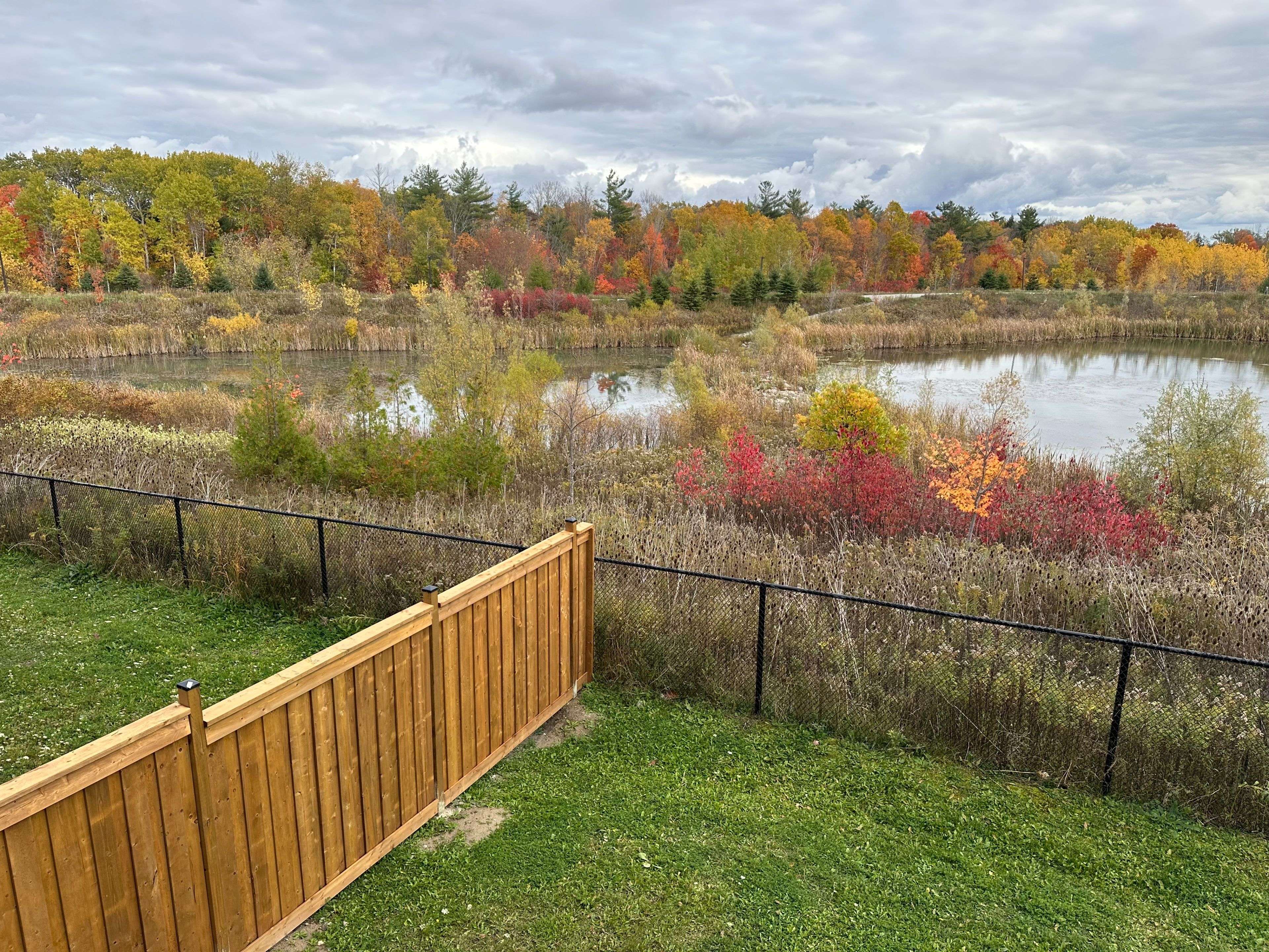 1345 Bardeau ST, Innisfil, ON L0L 1W0