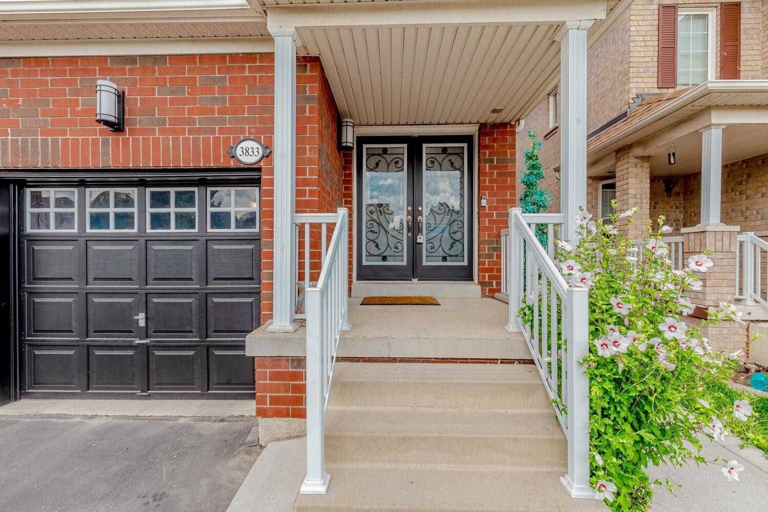 3833 Partition RD, Mississauga, ON L5N 8N2