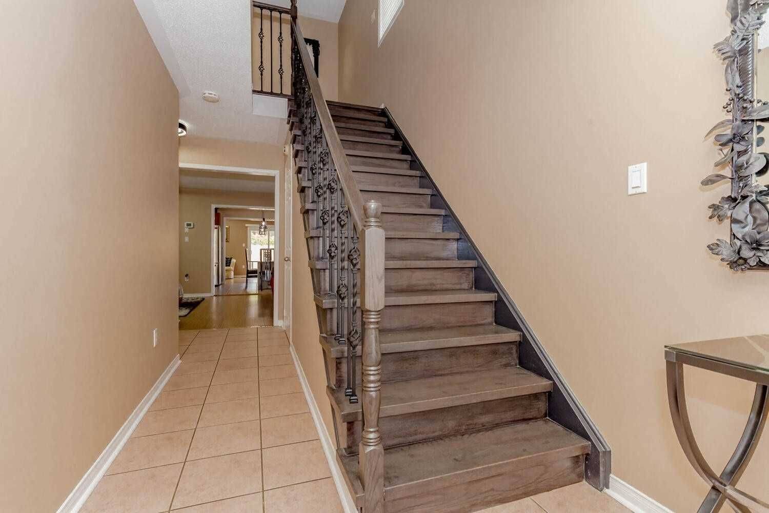 3833 Partition RD, Mississauga, ON L5N 8N2
