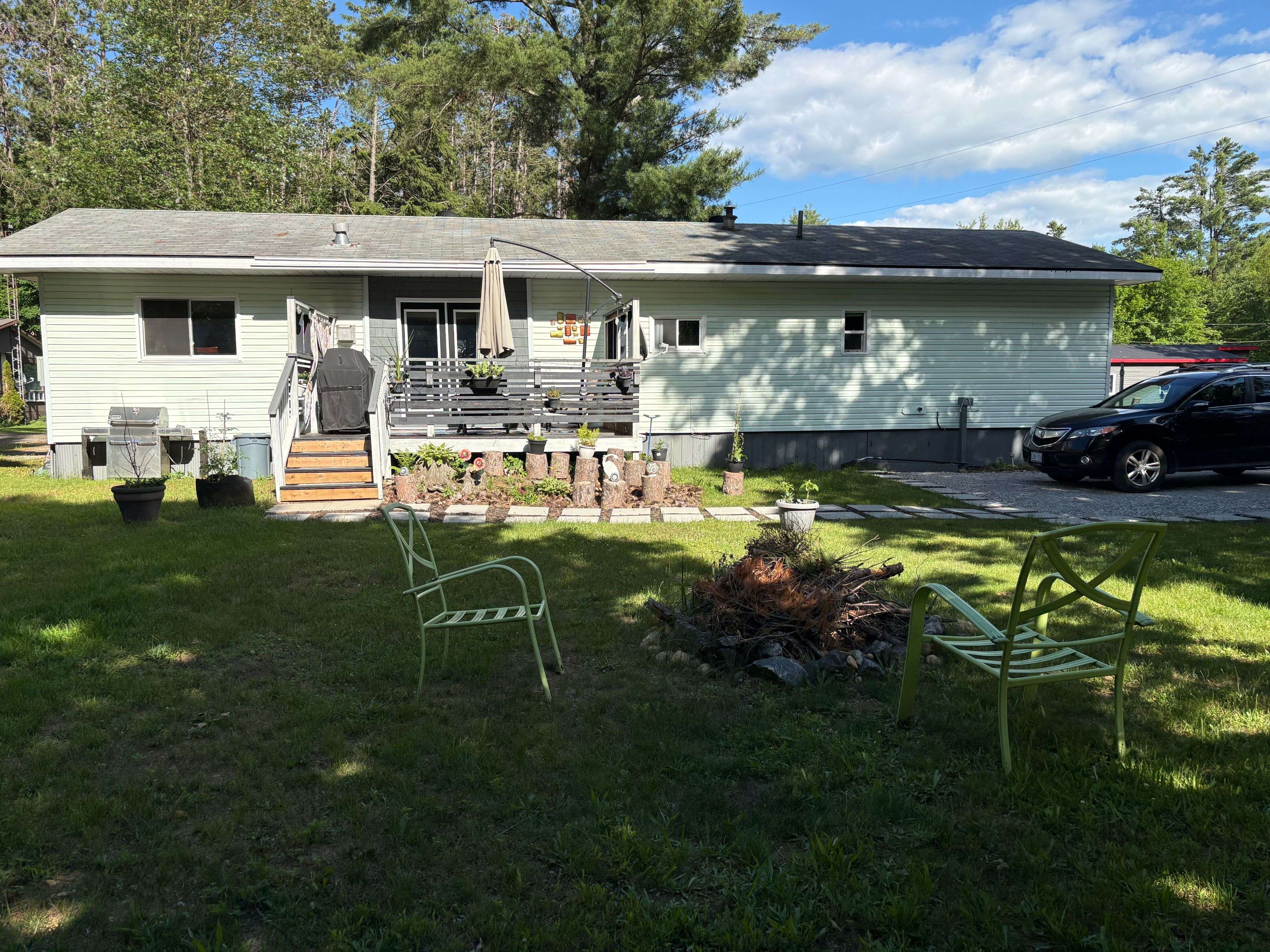 1713 Hwy 11 N/A S #402, Gravenhurst, ON P0E 1G0