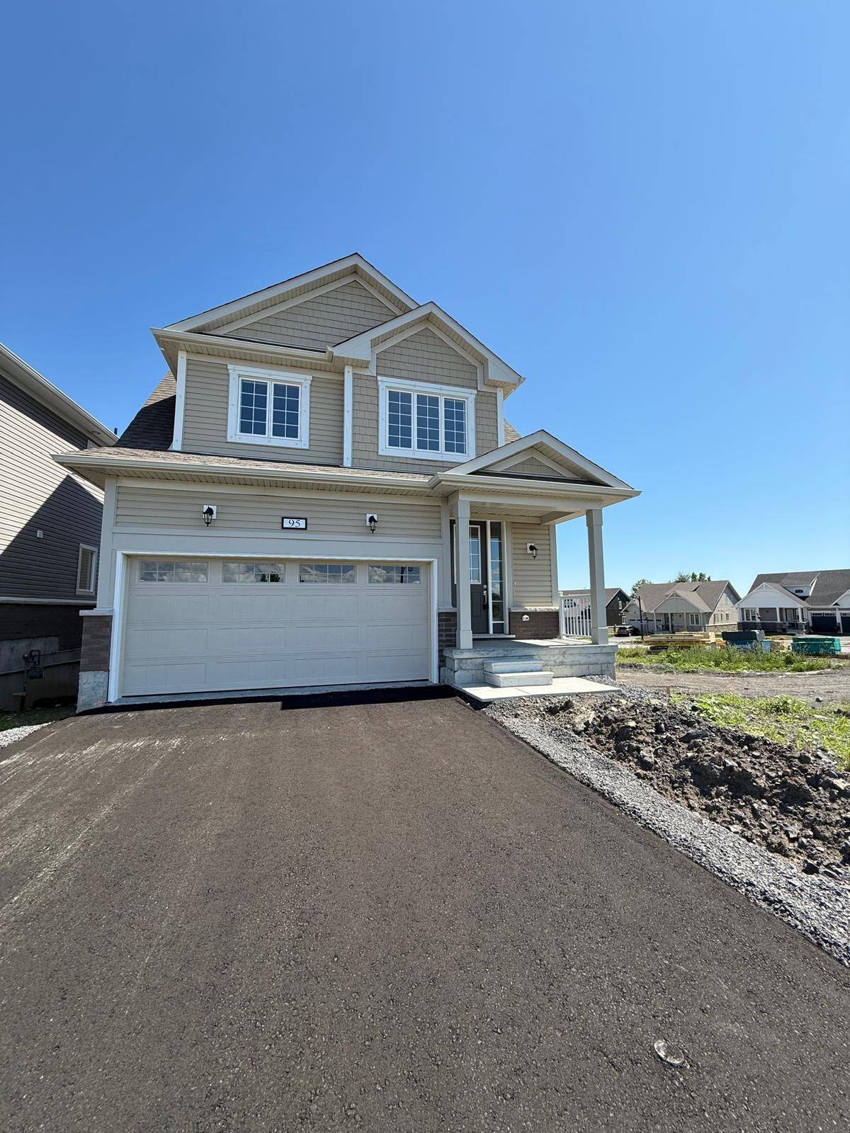 95 Royal Oak CRES, Loyalist, ON K0H 1G0