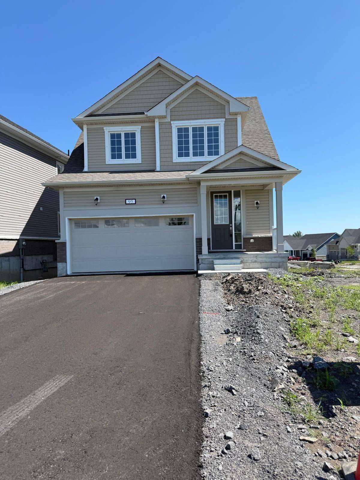 95 Royal Oak CRES, Loyalist, ON K0H 1G0