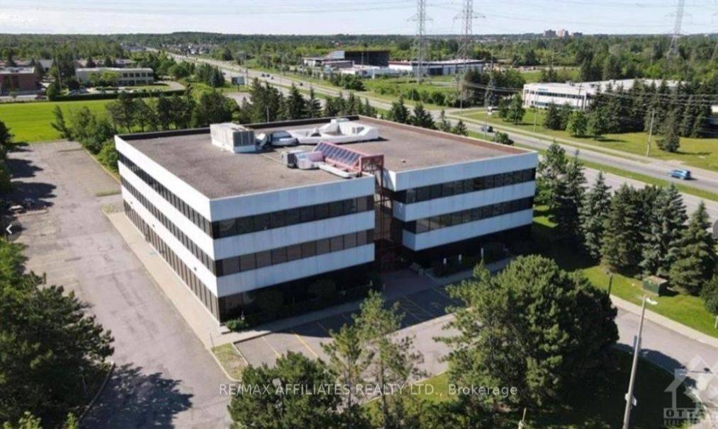 2465 ST LAURENT BLVD, Hunt Club - South Keys And Area, ON K1G 6G8