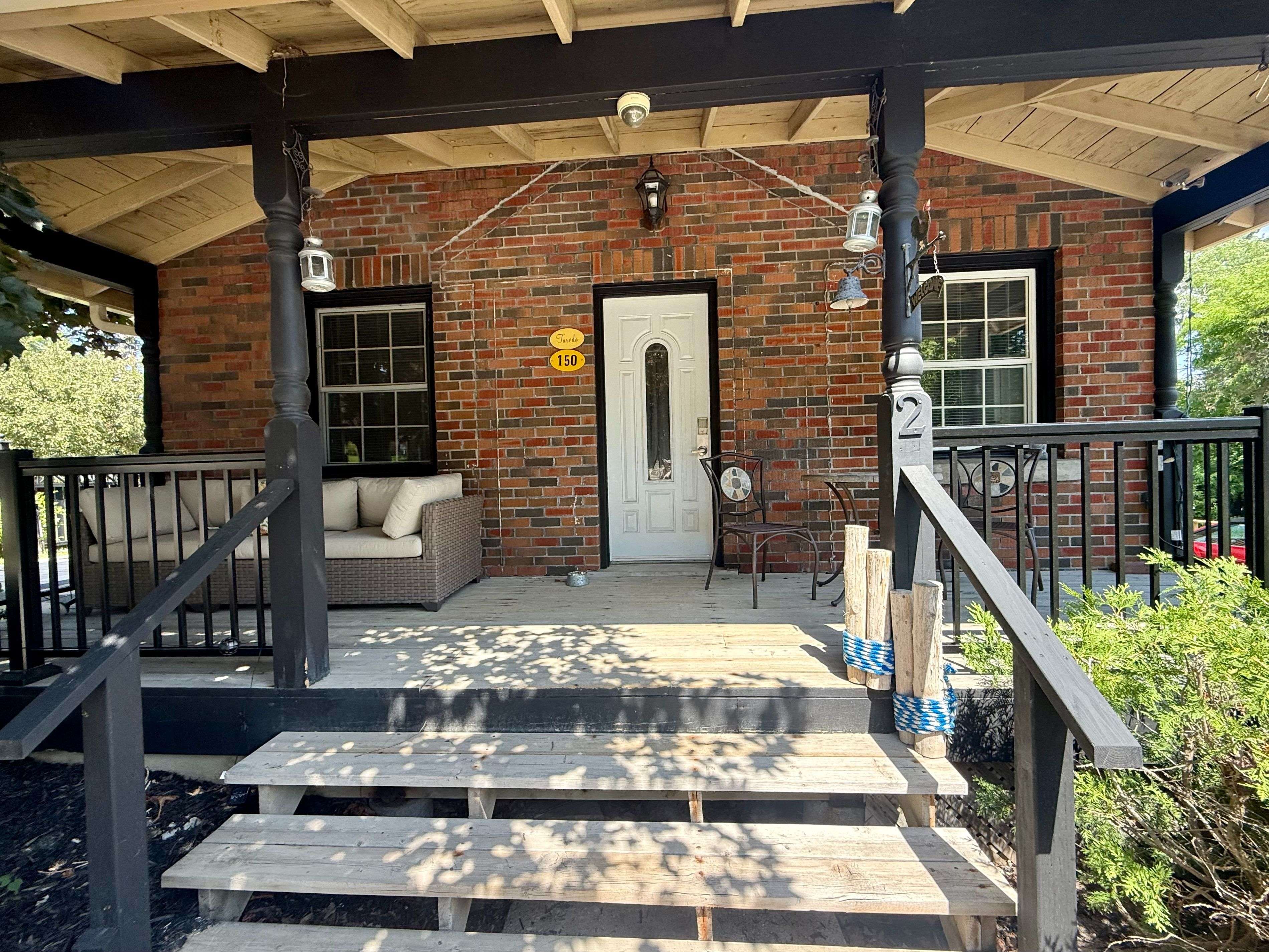 2 Mahaffy CT #150, Bracebridge, ON P1L 2A6