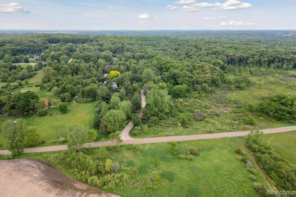 000 Rose Hill Rd, Unadilla Township, MI 48169