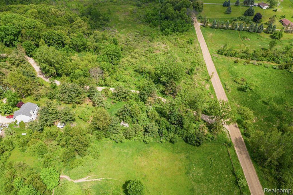000 Rose Hill Rd, Unadilla Township, MI 48169