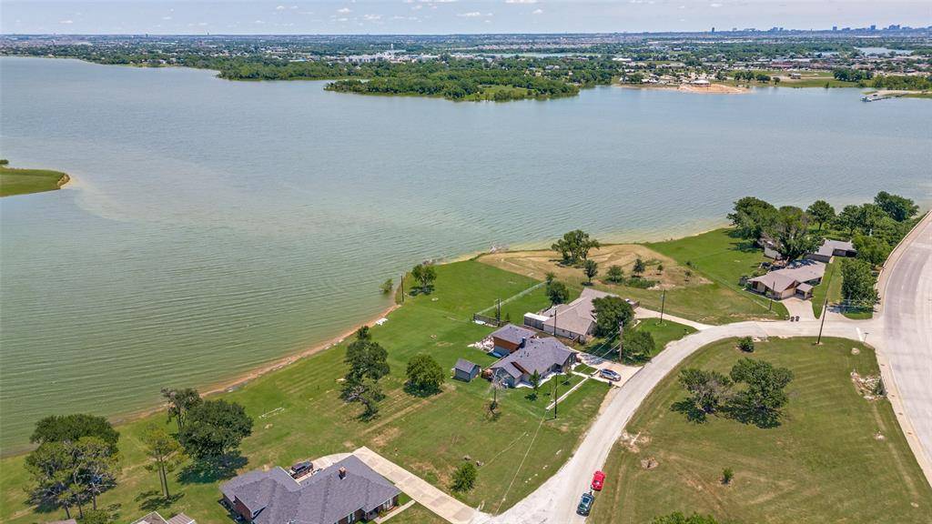 1505 Hillcrest Drive, Little Elm, TX 75068