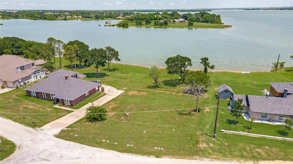 1505 Hillcrest Drive, Little Elm, TX 75068