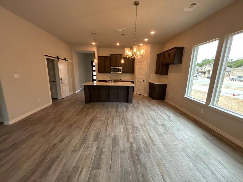 540 Park Side Drive, Weatherford, TX 76087