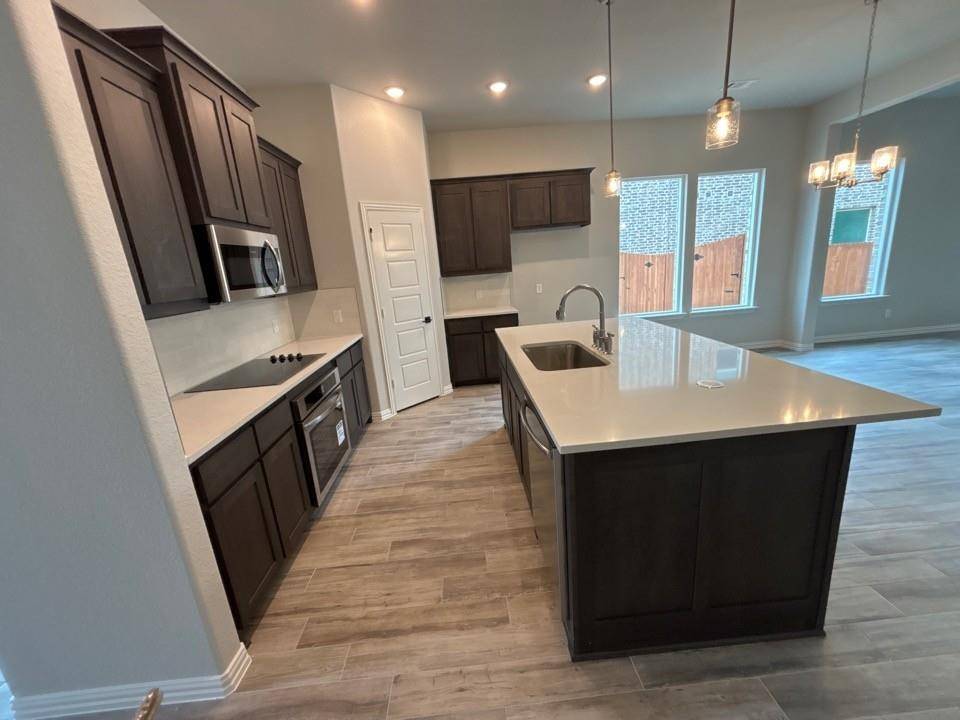 540 Park Side Drive, Weatherford, TX 76087