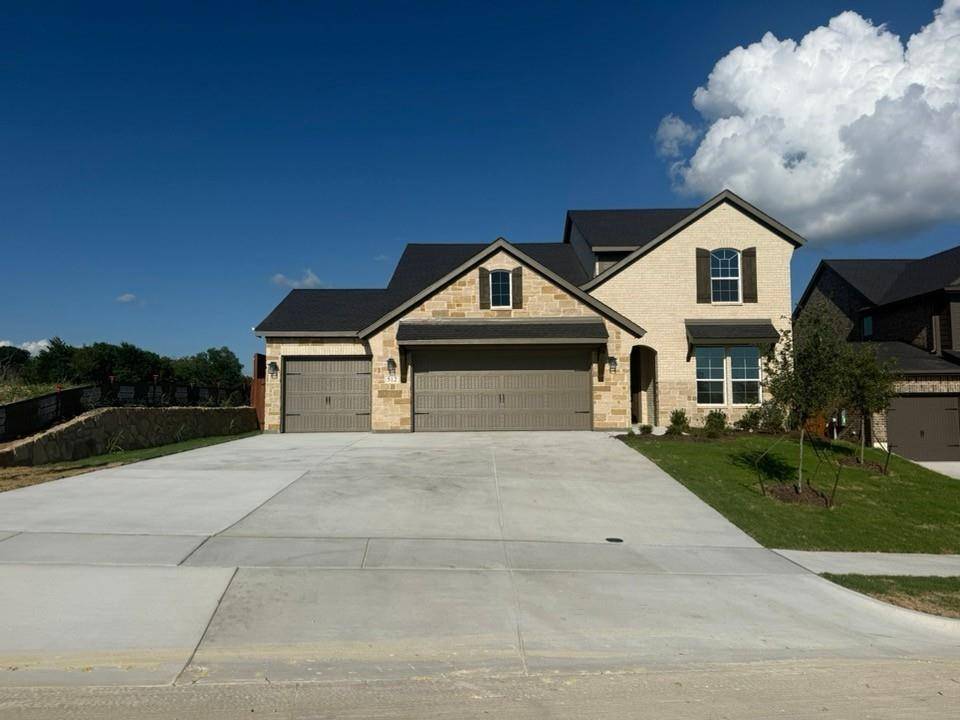 512 Park Side Drive, Weatherford, TX 76087