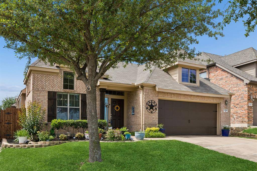 12548 Saratoga Springs Circle, Fort Worth, TX 76244