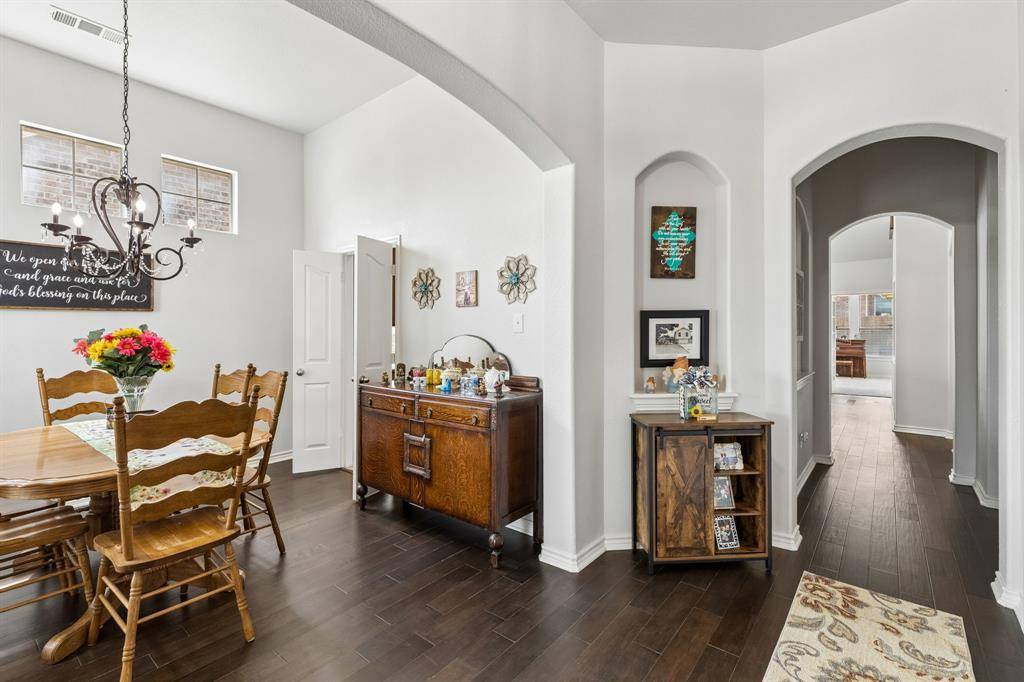 12548 Saratoga Springs Circle, Fort Worth, TX 76244