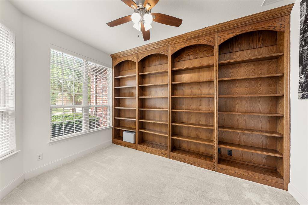 726 Sleepy Creek Drive, Frisco, TX 75036
