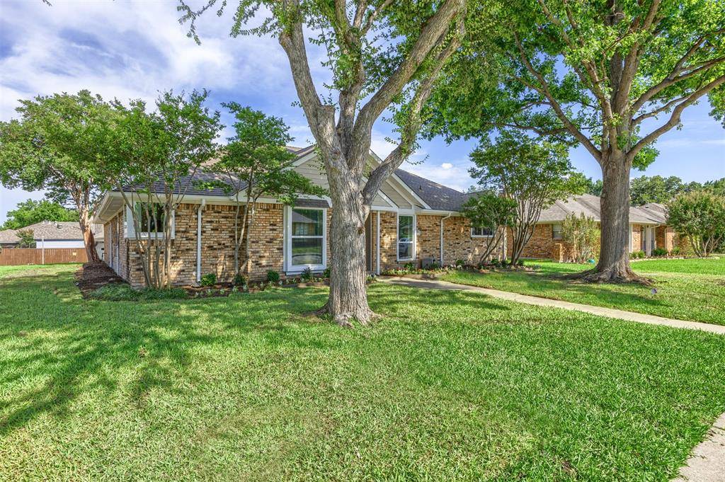3916 Spring Hollow Drive, Carrollton, TX 75007