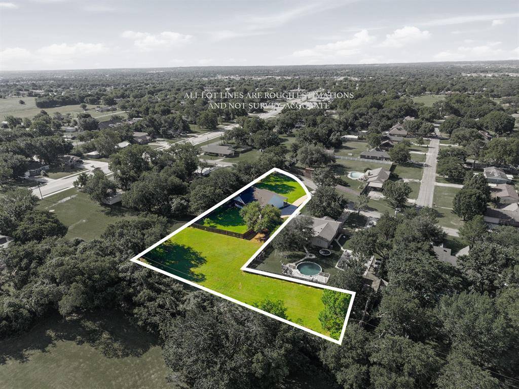 300 Mockingbird Lane, Springtown, TX 76082
