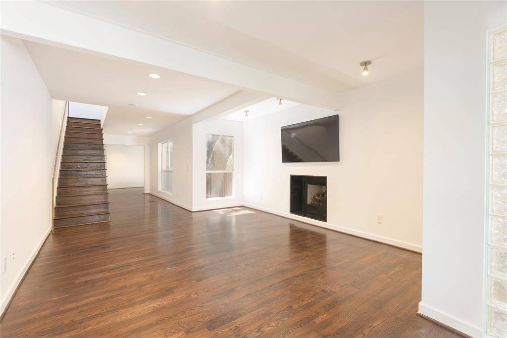 4122 Travis Street #10, Dallas, TX 75204