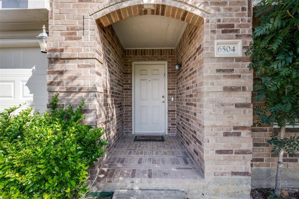 6504 Corral Lane, Denton, TX 76210