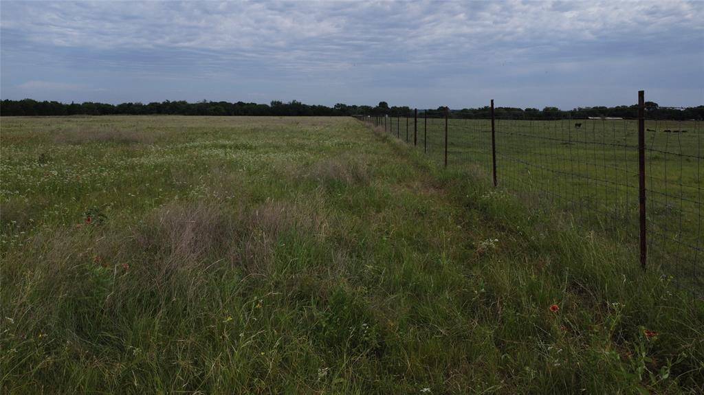 0000 S Hampton Road, Oak Leaf, TX 75154