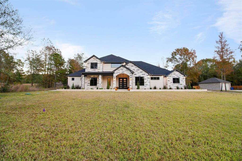 800 Stone Chimney Rd, Bullard, TX 75757