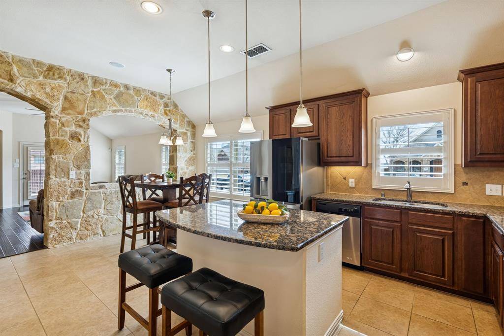 1517 Martin Creek Drive, Little Elm, TX 75068