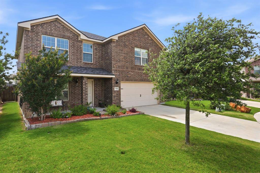 7700 Spritsail Lane, Fort Worth, TX 76179