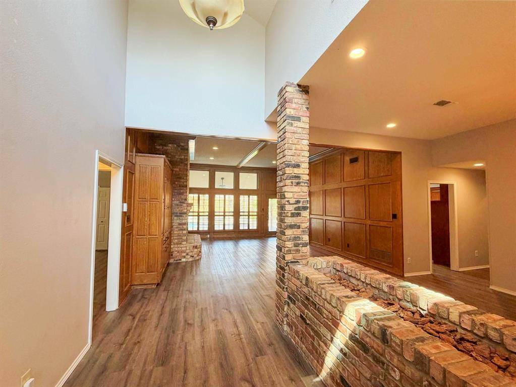 3706 Waycross Court, Arlington, TX 76016